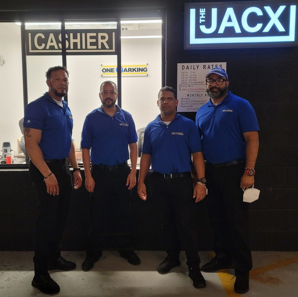 jacx_valet_attendants-1-1.jpg